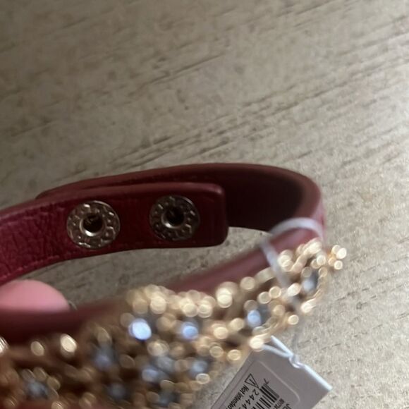 🎉1 hr sale 🎉Adjustable bracelet 💕 - Picture 5 of 8